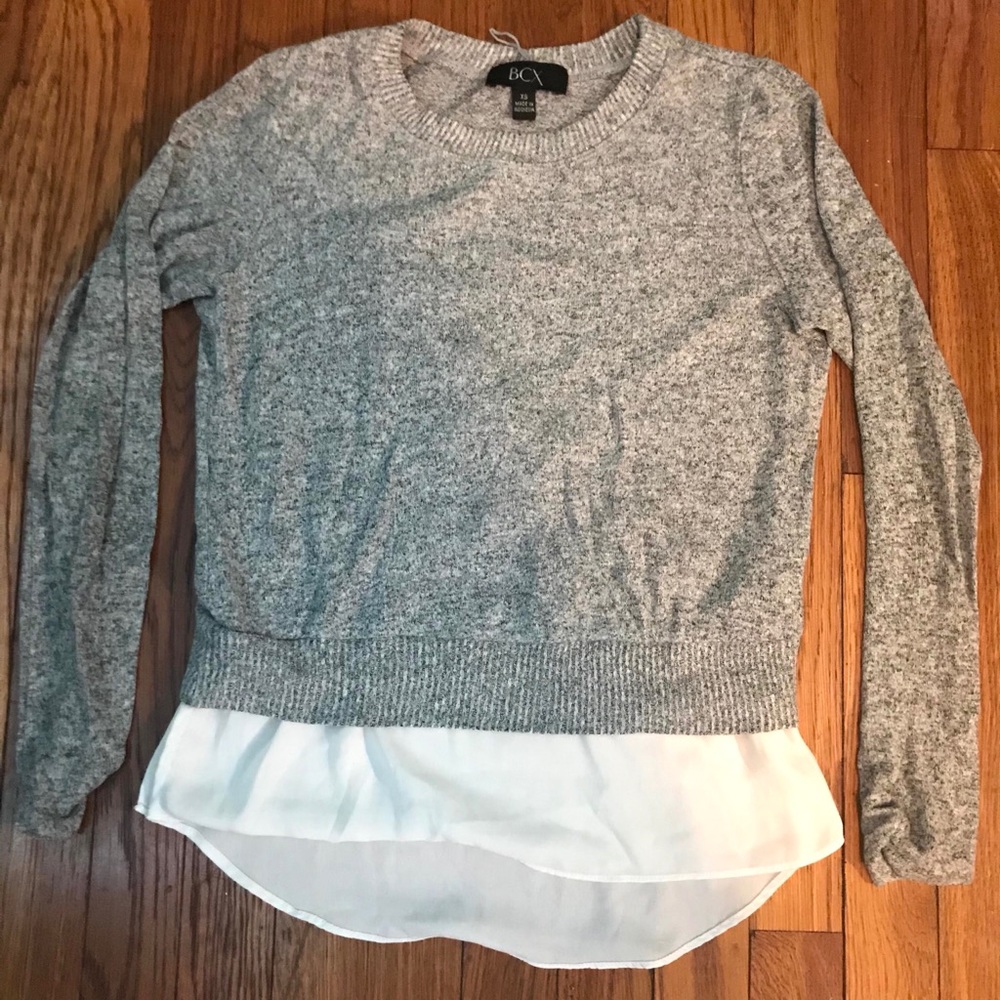 Light Gray Sweater- like new